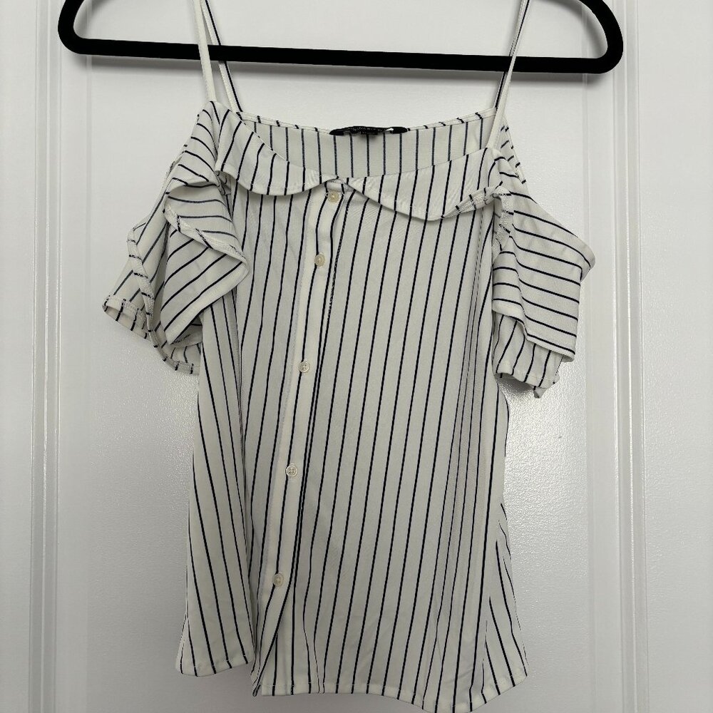 Chic Off-Shoulder Striped Top | Size XS